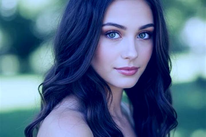 Hannah, 21, a brunette hazel-eyed caucasian companion based in Parce. Offering Striptease, Prostate Massage, Tantra, BDSM. Available for incall and outcall, ...