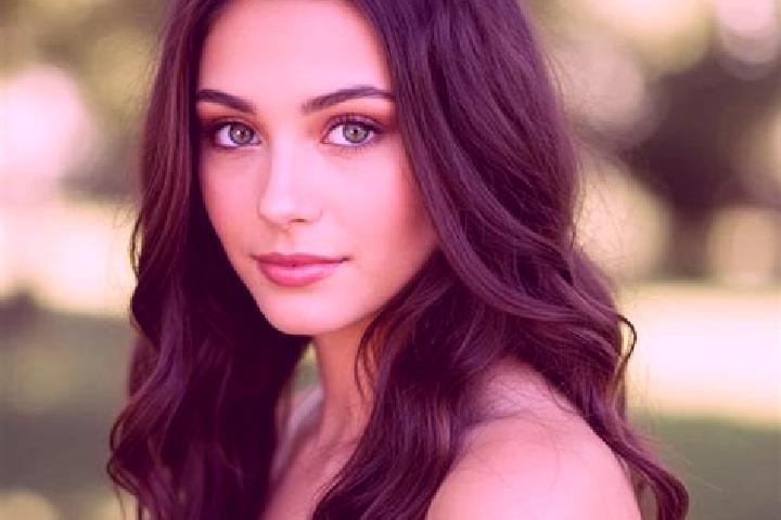 Hannah, 21, a dark blonde hazel-eyed latina companion based in Segarcea. Offering Couples, BDSM, Tantra, Travel Companion, A-Level. Available for incall and ...