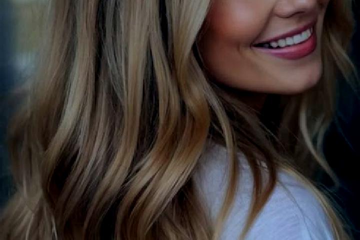 Hannah, 21, a dark blonde hazel-eyed slavic companion based in Olst. Offering Roleplay, Massage, Couples. Available for incall and outcall, day and evening d...