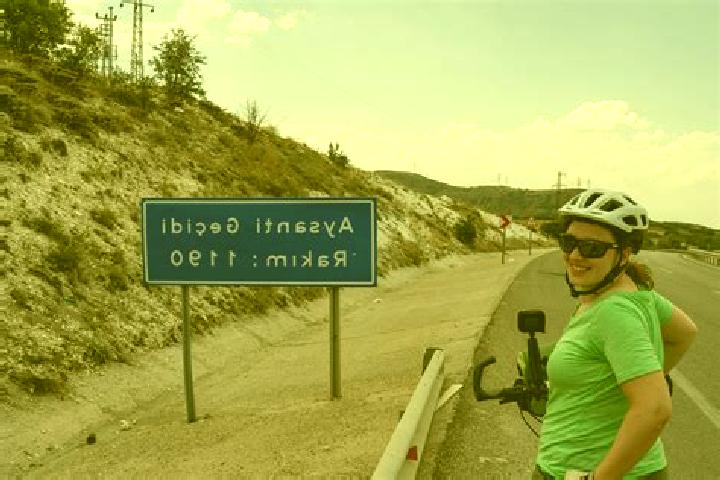 Hannah, 21 — Escort in Cayirhan, Turkey