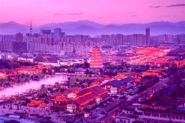 Hannah, 21 — Escort in Xi Xian, China