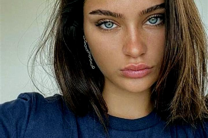 Hannah, 22, a brunette dark-eyed caribbean companion based in Vaesteras. Offering Prostate Massage, Duos, Massage. Available for incall and outcall, overnigh...