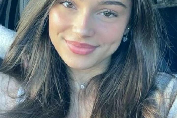 Hannah, 22, a brunette hazel-eyed mixed companion based in Kouassiblekro. Offering Prostate Massage, GFE, Overnight, Tantra, Travel Companion. Available for ...