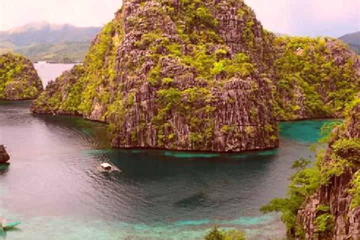 Hannah, 22 — Escort in Imbatug, Philippines