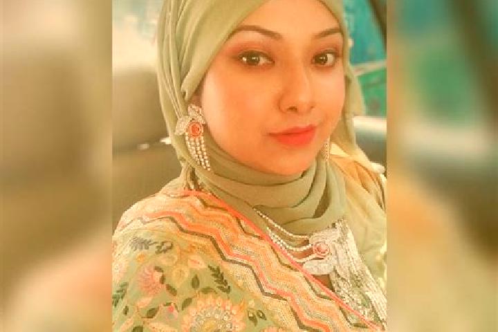 Hannah, 22 — Escort in Tutul, Indonesia