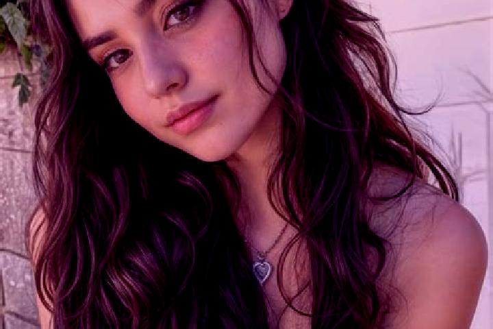 Hannah, 23, a auburn hazel-eyed asian companion based in Patrol. Offering Dinner Date, GFE, Tantra, BDSM, Domination. Available for incall and outcall, overn...