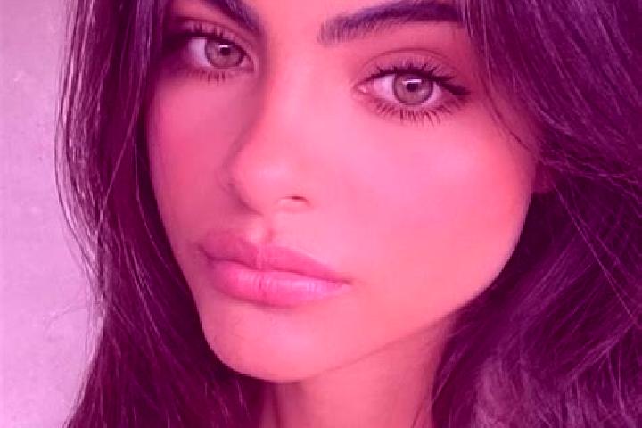 Hannah, 23, a brunette green-eyed mixed companion based in El Bonillo. Offering Overnight, Duos, Deep French Kissing, BDSM. Available for incall and outcall,...