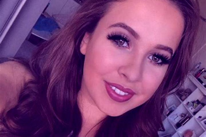 Hannah, 23, a chestnut amber-eyed european companion based in Marcala. Offering Overnight, Dinner Date, Erotic Massage. Available for incall and outcall, day...