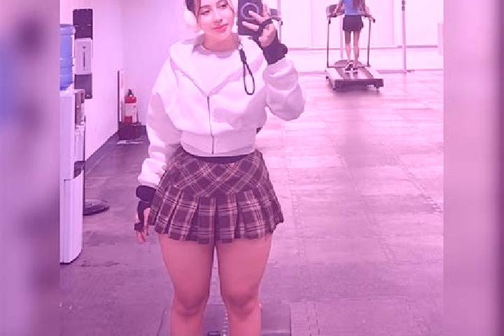 Hannah, 23 — Escort in Shenji, China