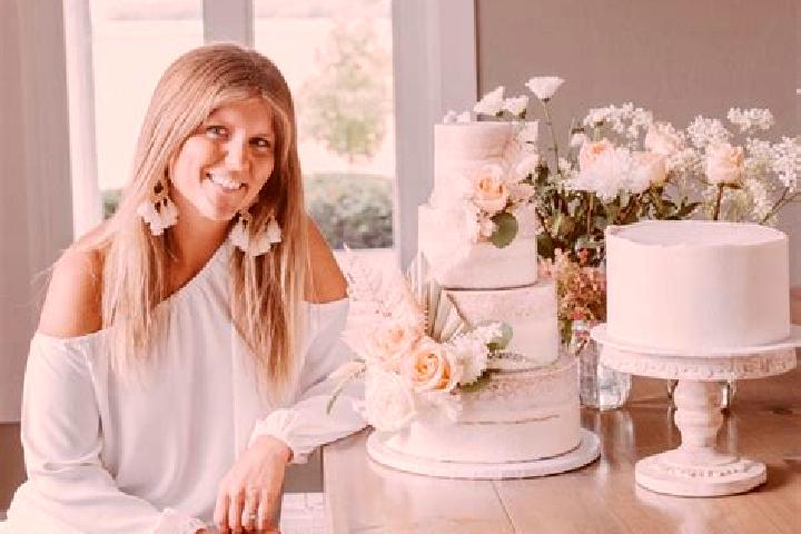 Hannah, 23 — Escort in Tremont, United States