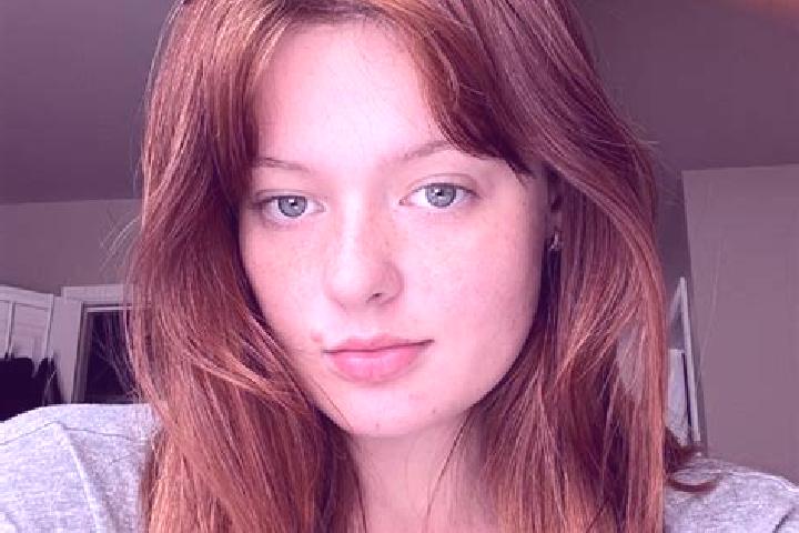 Hannah, 24, a auburn grey-eyed indian companion based in Park Grove. Offering Overnight, A-Level. Available for incall and outcall, overnight bookings availa...