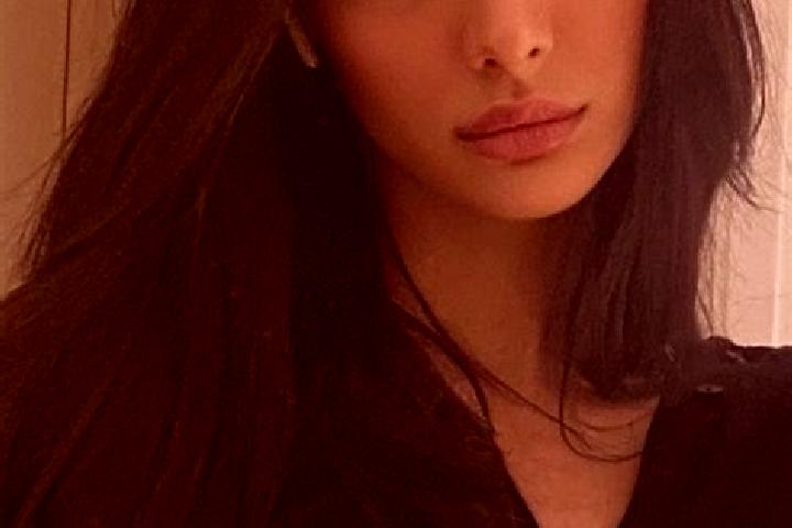 Hannah, 24, a black dark-eyed middle eastern companion based in Dickendorf. Offering Dinner Date, Girlfriend Experience, Couples, Domination. Available for i...