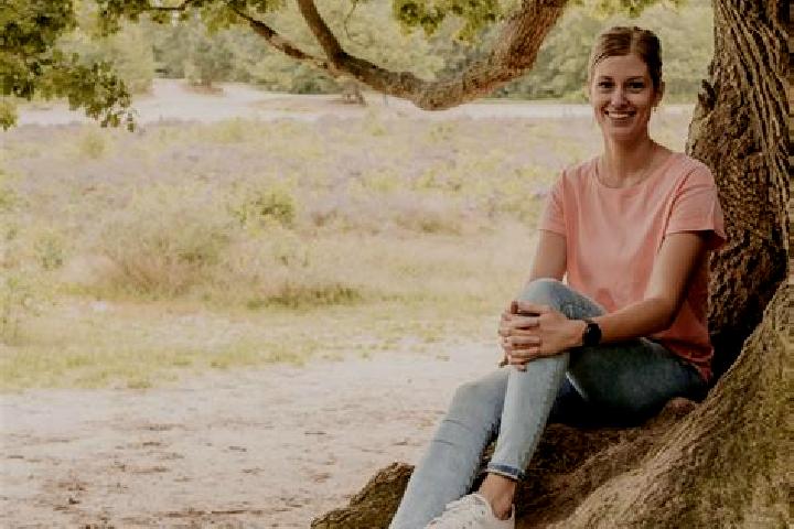Hannah, 24 — Escort in De Moer, Netherlands