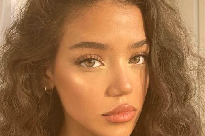 Hannah, 25, a black brown-eyed latina companion based in Yujiagong. Offering Massage, Deep French Kissing, Dinner Date. Available for incall and outcall, ove...