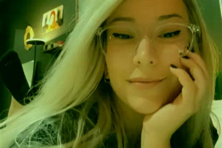 Hannah, 25, a blonde grey-eyed mixed companion based in San Pedro Ixcatlan. Offering Party Girl, Prostate Massage, Tantra. Available for incall and outcall, ...