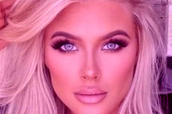 Hannah, 25, a platinum blonde amber-eyed mixed companion based in Beauceville. Offering Domination, Massage. Available for incall and outcall, day and evenin...