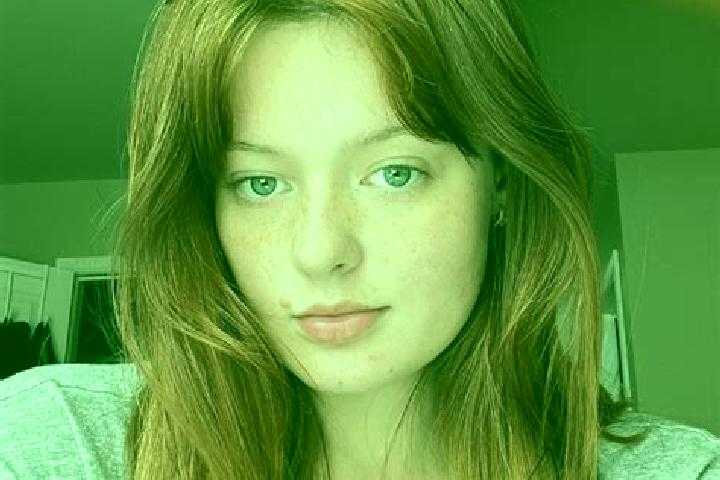 Hannah, 25, a red grey-eyed european companion based in Krecovice. Offering Fetish, Overnight, Girlfriend Experience. Available for incall and outcall, overn...