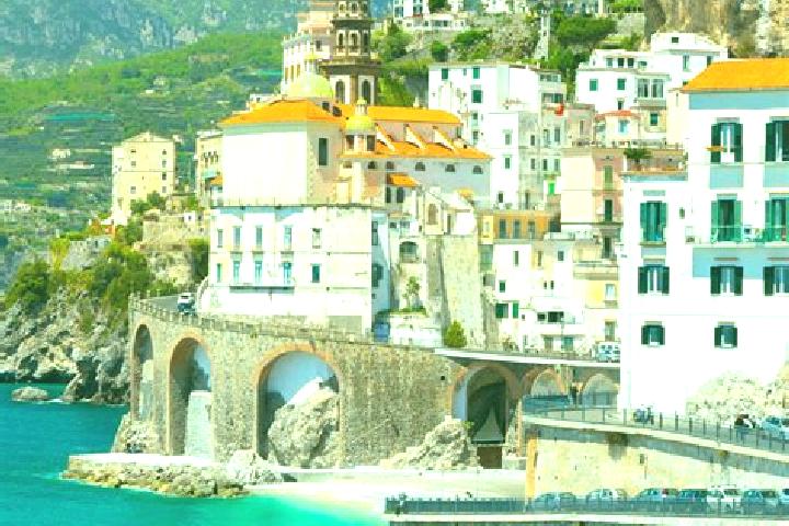 Hannah, 25 — Escort in Polia, Italy