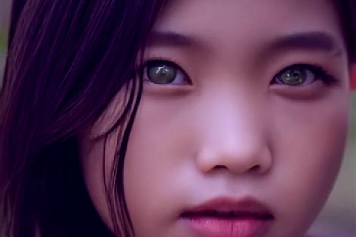 Hannah, 26, a chestnut green-eyed asian companion based in Vartykivtsi. Offering Couples, Party Girl, Duos. Available for incall and outcall, day and evening...
