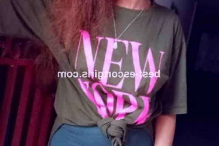 Hannah, 26 — Escort in Magnassini-Nindri, Comoros