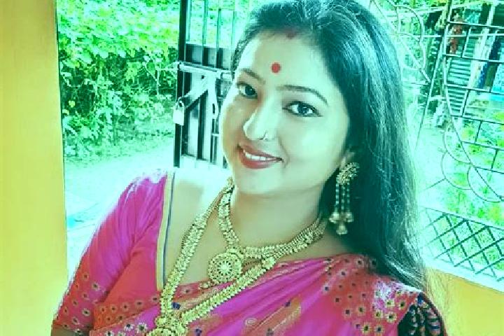 Hannah, 26 — Escort in Nalbari, India