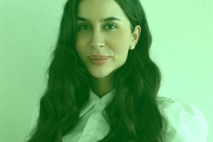 Hannah, 26 — Escort in Oensingen, Switzerland