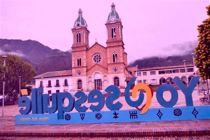 Hannah, 26 — Escort in Sesquile, Colombia