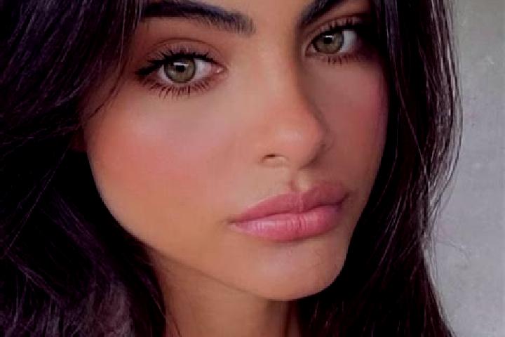Hannah, 27, a black dark-eyed indian companion based in Besana Ancha. Offering 69, Prostate Massage, CIM, Erotic Massage. Available for incall and outcall, o...