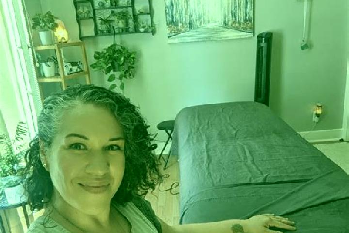 Hannah, 27, a black grey-eyed ebony companion based in Raymond Terrace. Offering A-Level, Prostate Massage, Massage. Available for incall and outcall, day an...