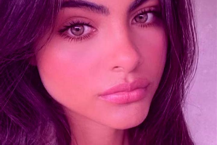 Hannah, 27, a brunette green-eyed slavic companion based in Ince-in-Makerfield. Offering Domination, CIM, BDSM, 69. Available for incall and outcall, day and...