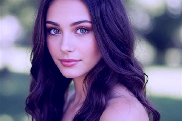 Hannah, 27, a brunette hazel-eyed caribbean companion based in Dickson. Offering Girlfriend Experience, Tantra. Available for incall and outcall, day and eve...