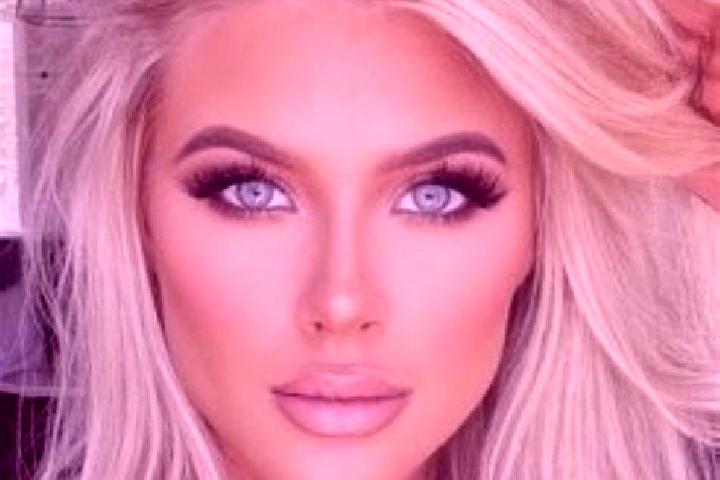 Hannah, 27, a platinum blonde dark-eyed indian companion based in Novi Strilyshcha. Offering Deep French Kissing, Couples, Roleplay. Available for incall and...