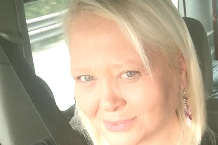 Hannah, 27 — Escort in Blatne, Slovakia