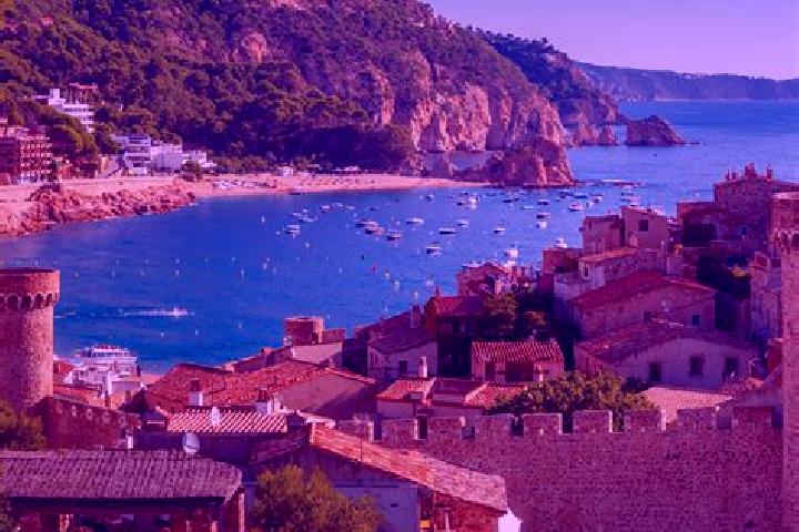 Hannah, 27 — Escort in Golmes, Spain