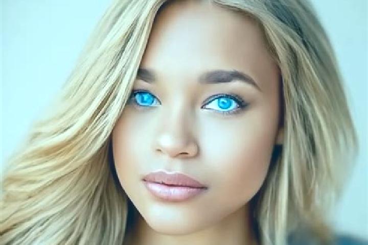 Hannah, 28, a blonde brown-eyed latina companion based in Mooreville. Offering Overnight, Deep French Kissing, OWO, A-Level. Available for incall and outcall...
