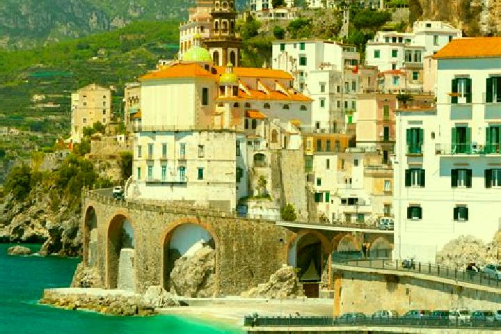 Hannah, 28 — Escort in Etroubles, Italy