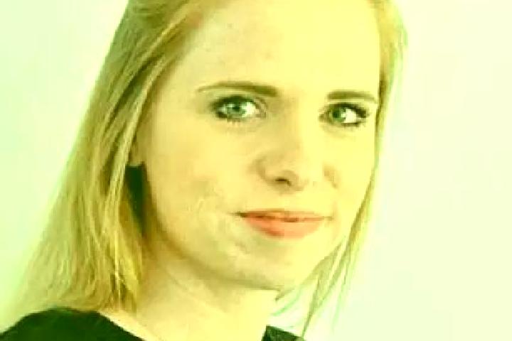 Hannah, 28 — Escort in Grossenkneten, Germany