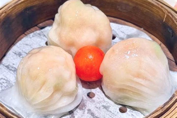 Hannah, 28 — Escort in Har Nur, China