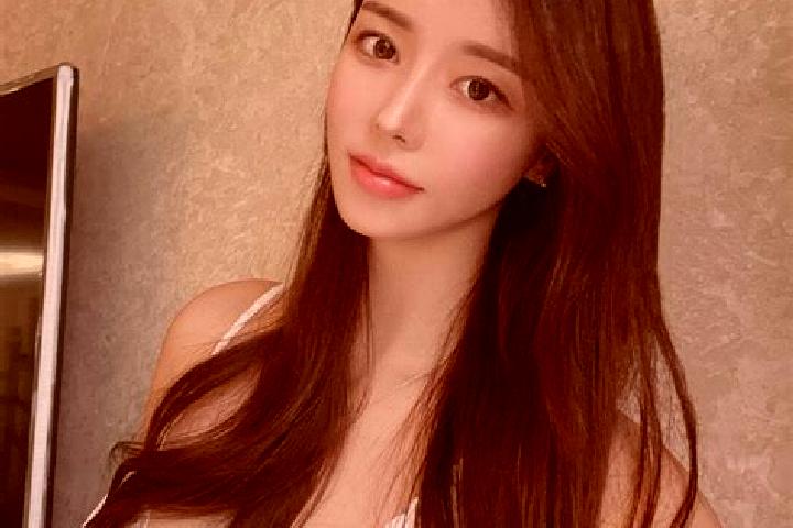 Hannah, 28 — Escort in Shangxinji, China