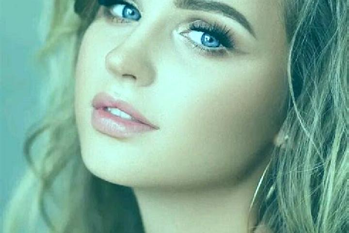 Hannah, 29, a dark blonde blue-eyed caribbean companion based in Le Theil. Offering Tantra, A-Level, Prostate Massage, Domination. Available for incall and o...