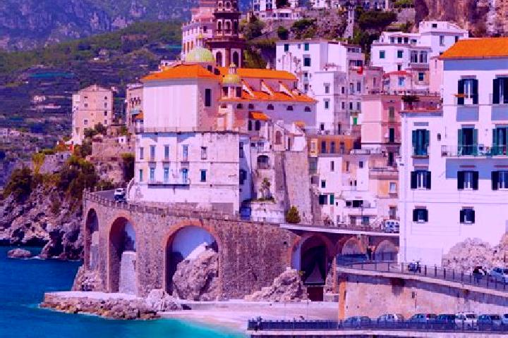 Hannah, 29 — Escort in Falze-Signoressa, Italy