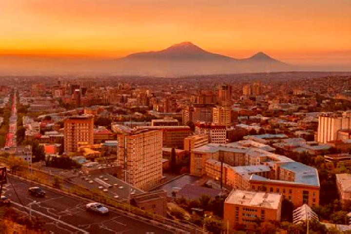Hannah, 29 — Escort in Norabats, Armenia