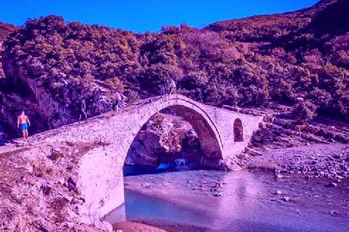 Hannah, 29 — Escort in Permet, Albania