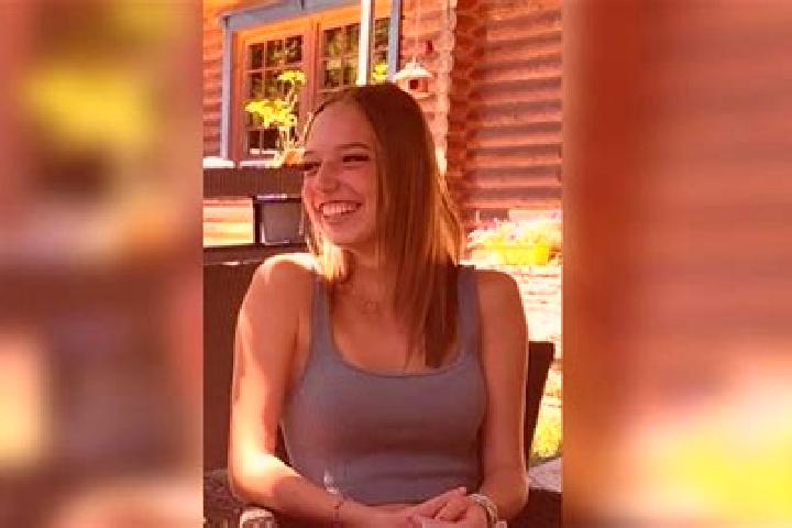 Hannah, 29 — Escort in Saint-Blaise, Switzerland