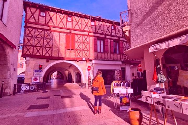 Hannah, 29 — Escort in Villeneuve-sur-Lot, France