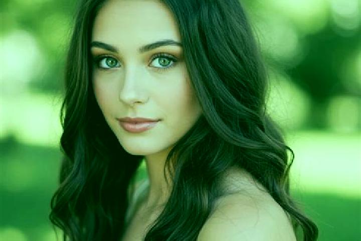 Hannah, 30, a brunette hazel-eyed mixed companion based in Spankeren. Offering Duos, A-Level, Couples, CIM. Available for incall and outcall, day and evening...