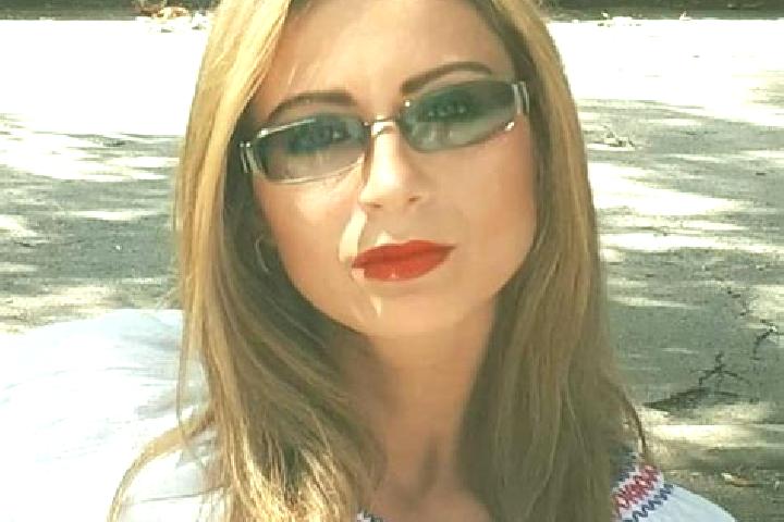 Hannah, 30 — Escort in Longa, Greece