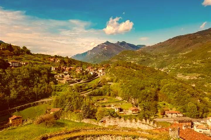 Hannah, 31 — Escort in Capo di Ponte, Italy