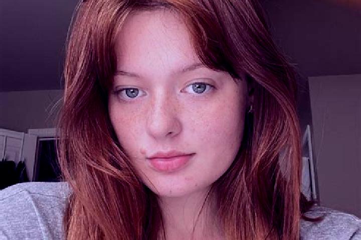 Hannah, 33, a auburn amber-eyed mixed companion based in San Nicolas de la Condesa. Offering A-Level, Prostate Massage, Deep French Kissing, BDSM. Available ...