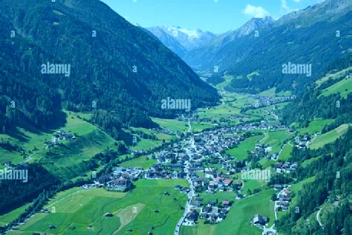 Hannah, 33, a black brown-eyed indian companion based in Neustift im Stubaital. Offering Deep French Kissing, OWO, Girlfriend Experience. Available for incal...